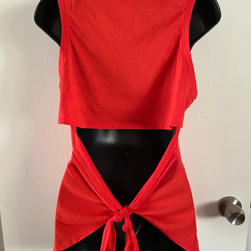 Fabletics Mariela Open Back Tank - Picture 3 of 5